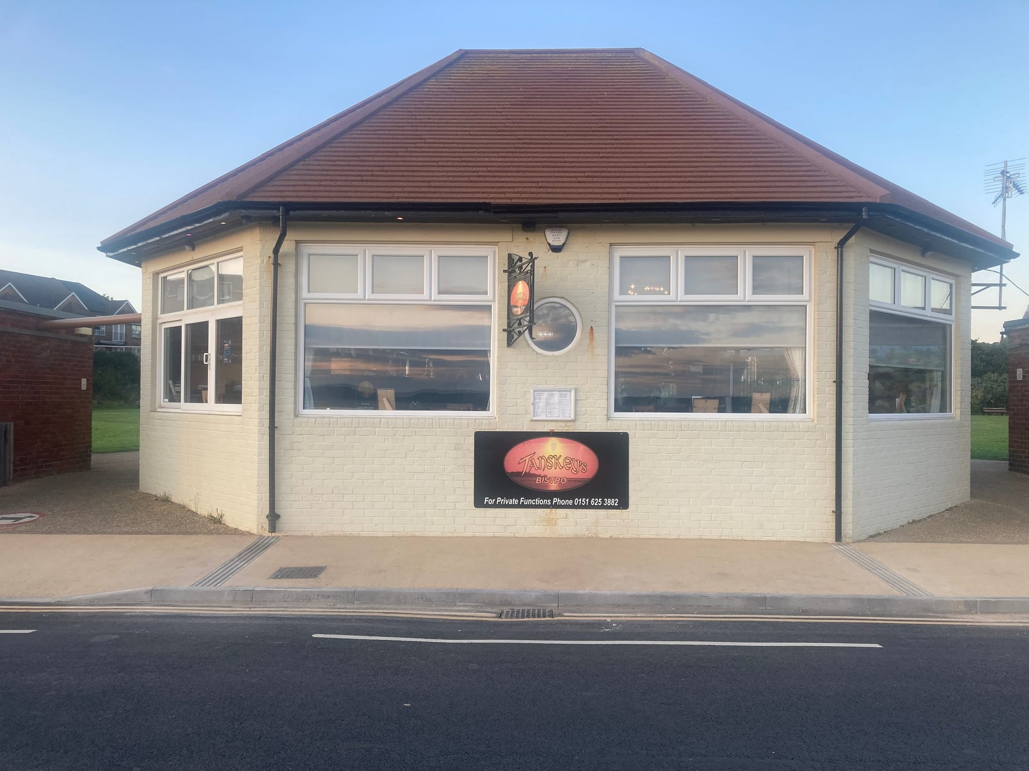 Tanskey's building and ice cream kiosk to be sold off by Wirral Council