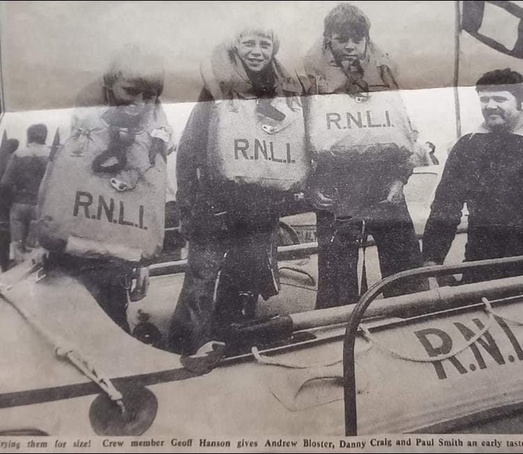 Bond actor Daniel Craig in local lifeboat Spectre-cle!