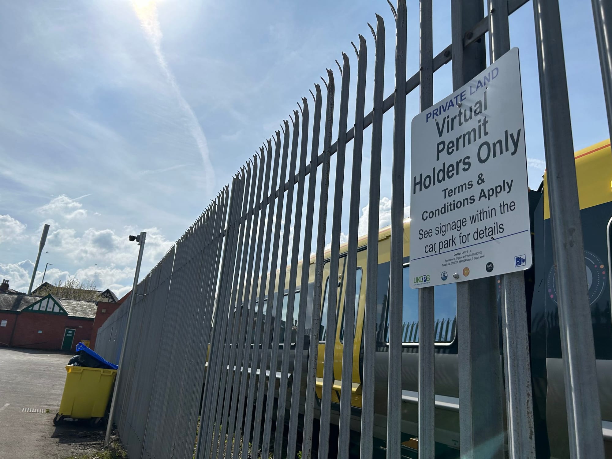 £100 fine warning for cars entering West Kirby station shops car park