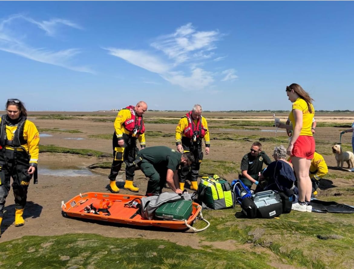 Woman rescued from Little Eye after breaking ankle