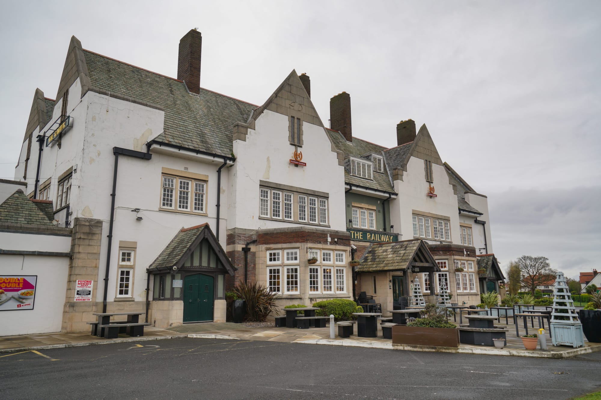 The Railway pub closes for refurbishment