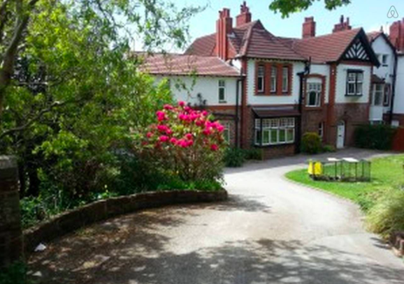 Victorian 'Arts & Crafts' House