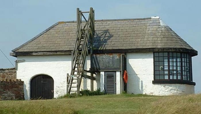 telegraph-station-on-hilbre-island