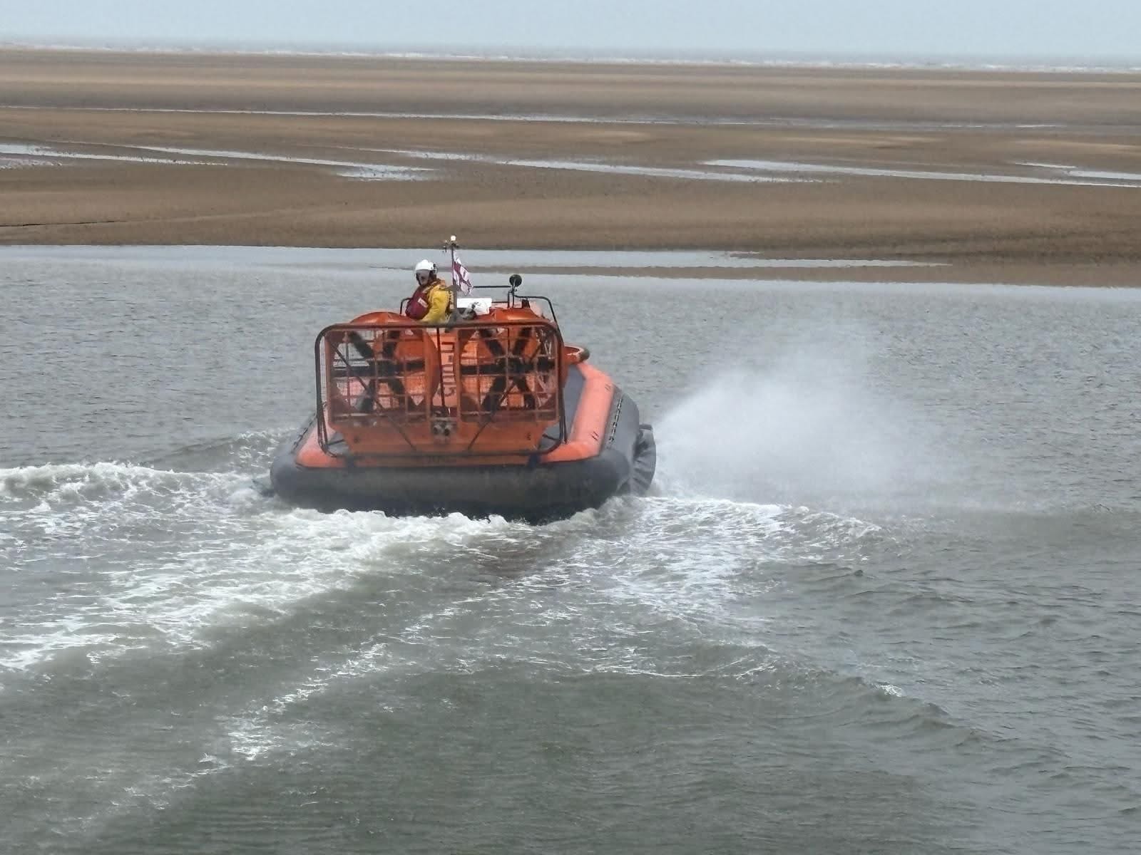 Hoylake hovercraft rescues suspected cocklers