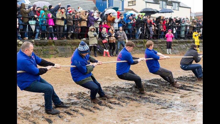 Hoylake RNLI and Sailing Club to return for annual Boxing Day Tug O’War