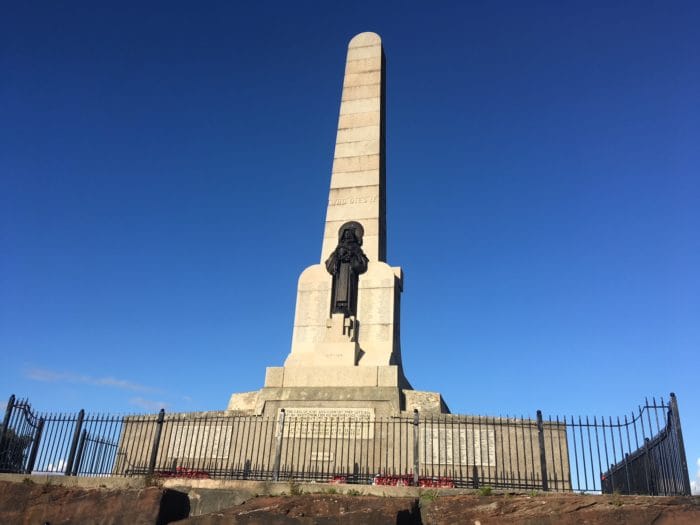 Service to mark war memorial's centenary
