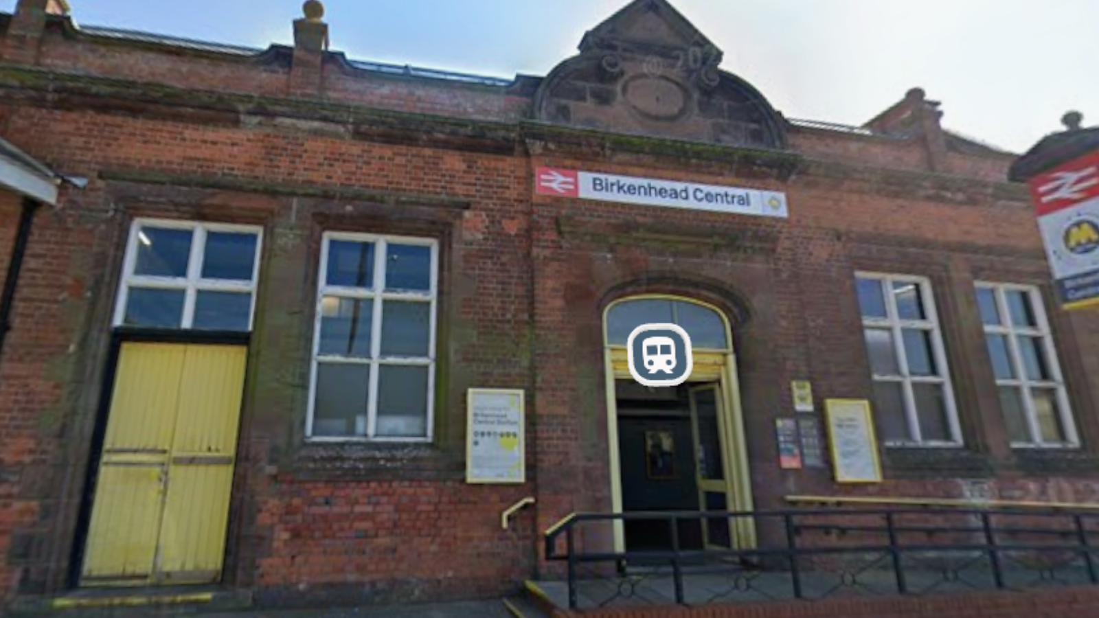 Birkenhead Central Station, Birkenhead: Google Maps.