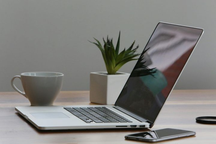 IT Hardware Tenders in Australia: How Structure and Timing Deliver Better Pricing