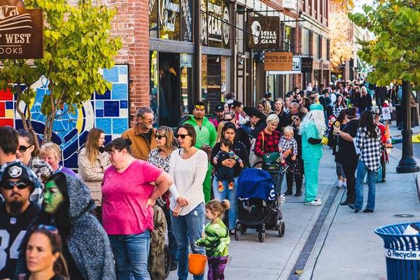 Western Slope Weekend, Oct. 23-25: Sara Evans, Main Street trick-or-treating and a film night in Rifle