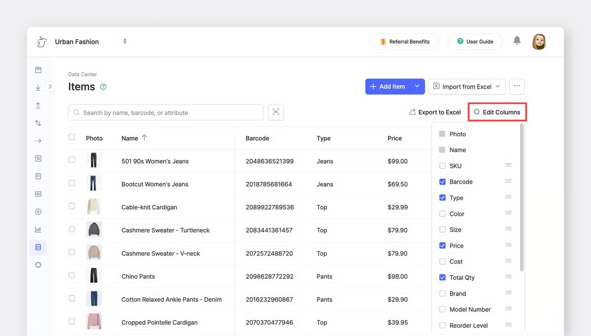 Vista de tabla del Centro de datos de BoxHero mostrando la lista de artículos en formato de hoja de cálculo con columnas seleccionables