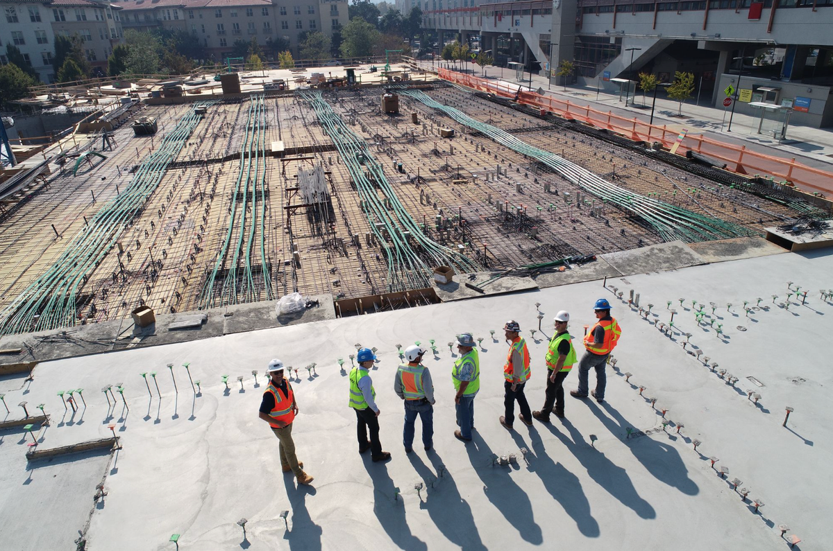 Desmitificando los SKUs en el Contexto de la Construcción
