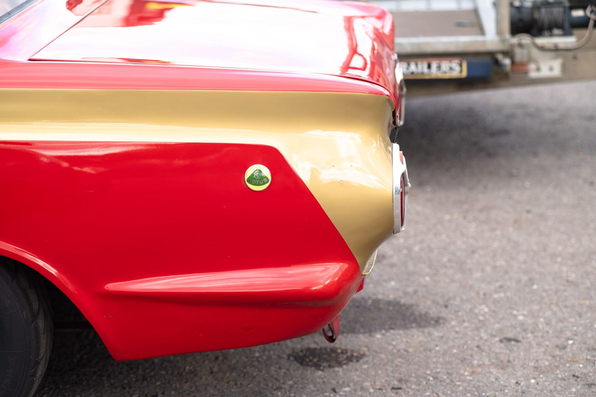 Castle Combe Modern & Retro