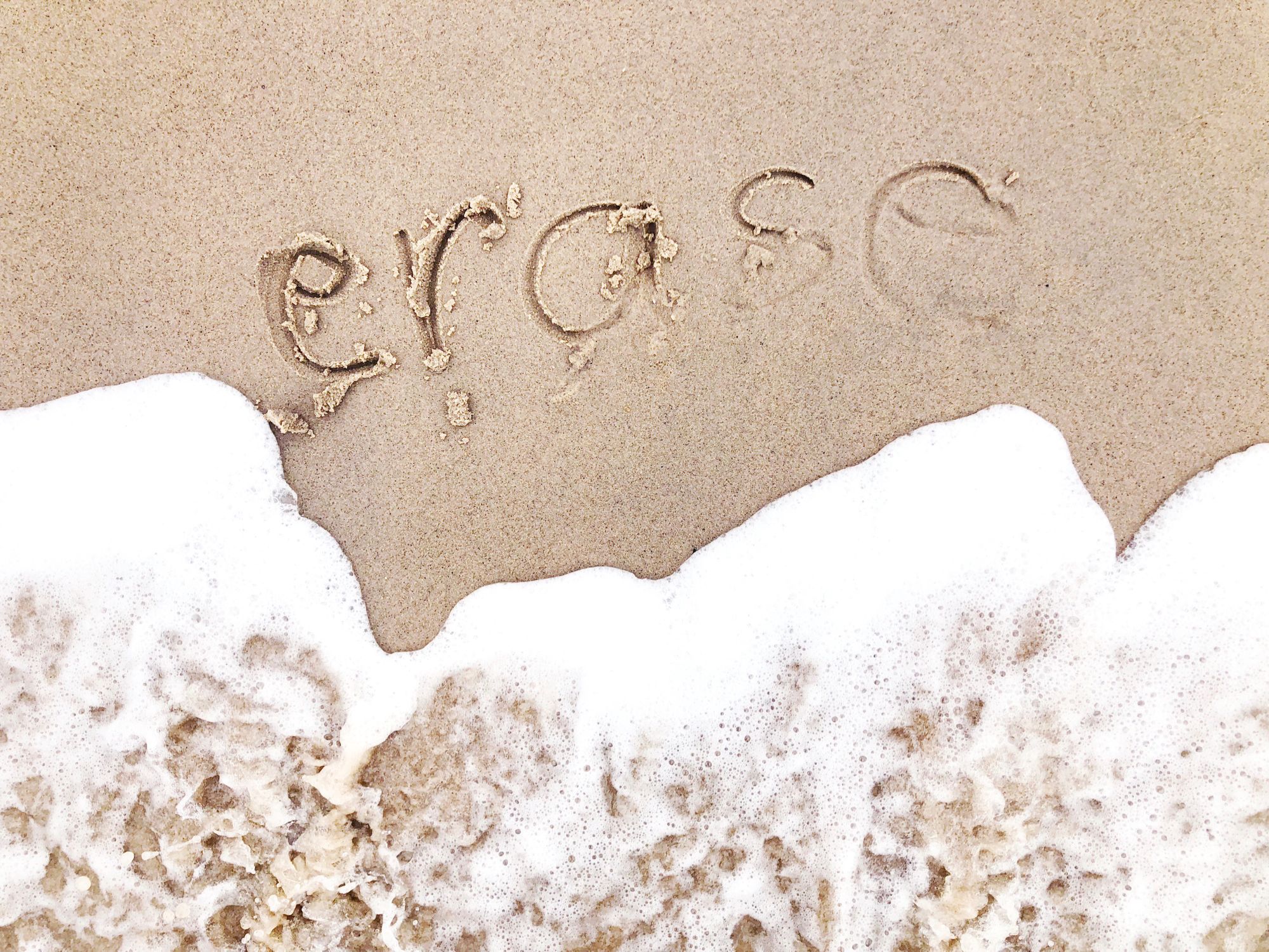 erase on the beach