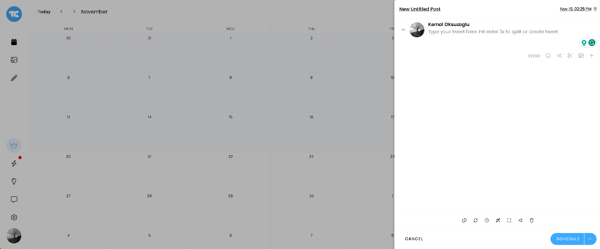 Thread Creator doesn't offer much, but it's a decent free Twitter thread maker.