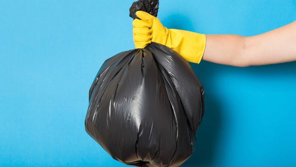 How come Twitter doesn’t let you delete multiple tweets?