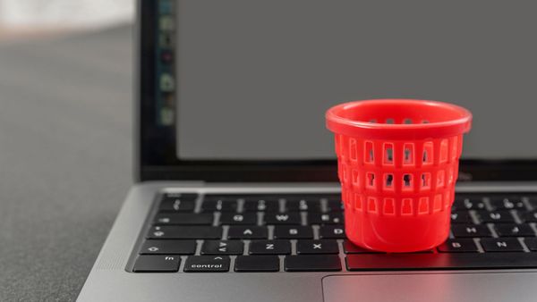 How to delete your Twitter (X) account in 2026! (Why shouldn't you delete it!)