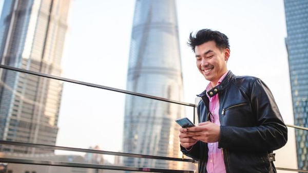 How to repost a story on Instagram!