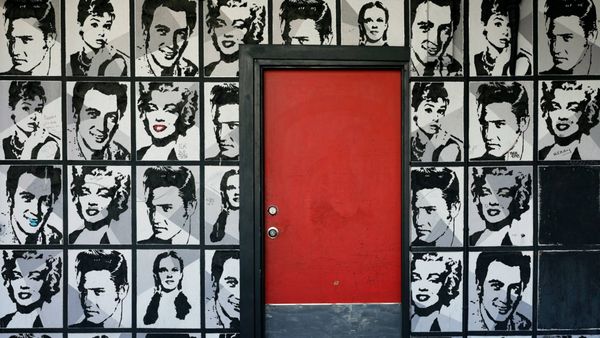 How do you mass unfollow multiple Twitter accounts?