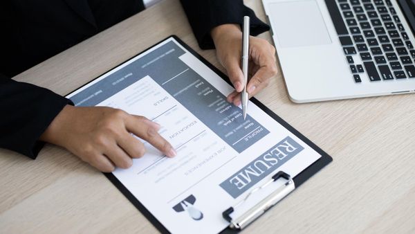 How to optimize your LinkedIn Profile for improved visibility