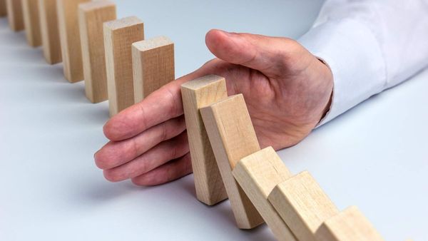 Why do people unfollow on Twitter and how do you track it?