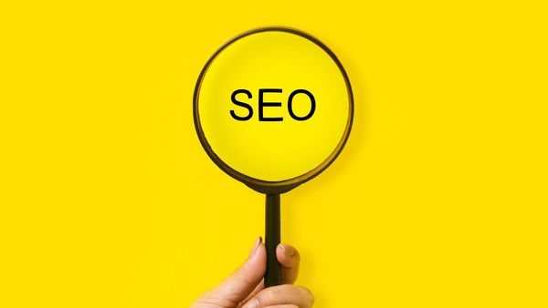 Best 15 Twitter (X) Accounts for Learning SEO