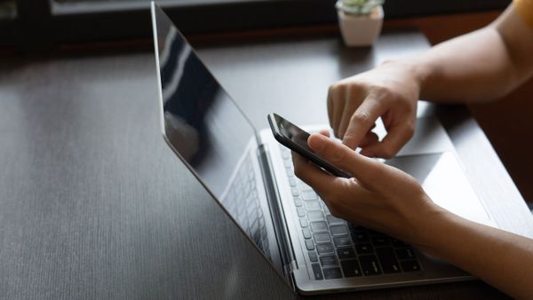 How to Share a LinkedIn Post on Twitter​!