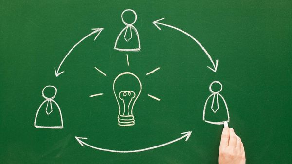 Reshare Your Most Retweeted Tweet: The Smartest Way to Go Get Engagement