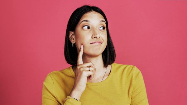 Should You Delete Your Old Tweets? Learn What to Delete and What to Keep!