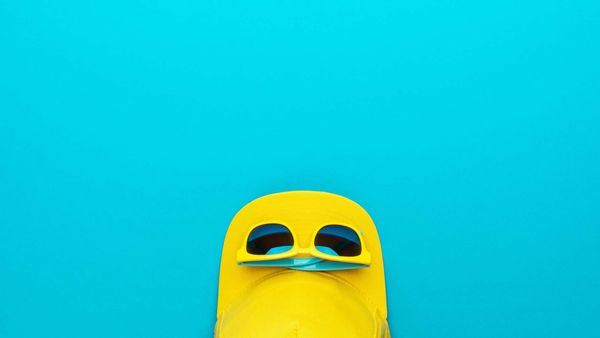 What’s the Easiest Way to Bulk Unfollow Everyone on Twitter Without Cluttering Your Timeline?