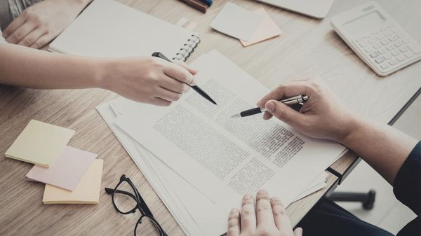 How Can I Extract Tweets Containing a Specific Keyword From a Twitter (X) Account?