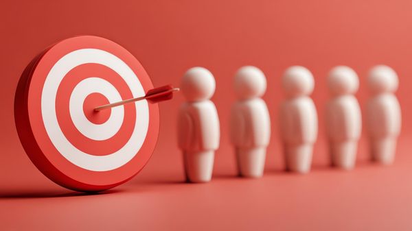 How to Find the Most Influential Accounts in a Niche on Twitter