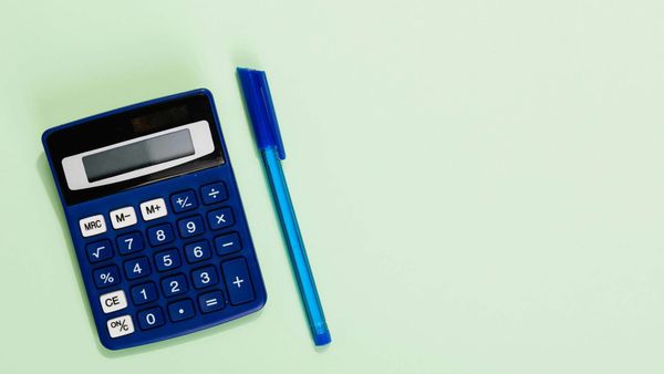 Twitter (X) Follow Ratio Calculator