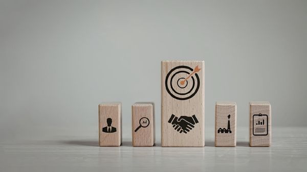 What's the Best Way to Find Highly Targeted Twitter Followers?