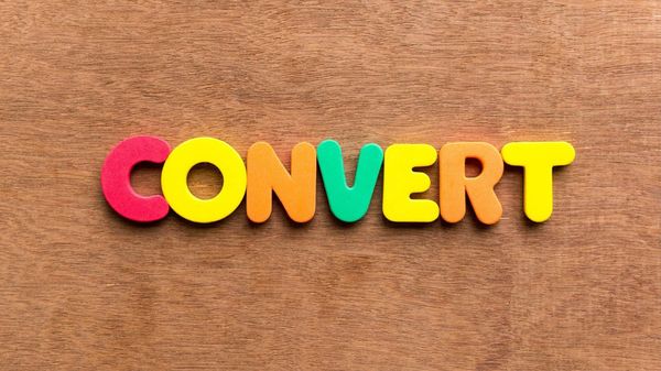 How to Convert a Tweet to an Instagram Post