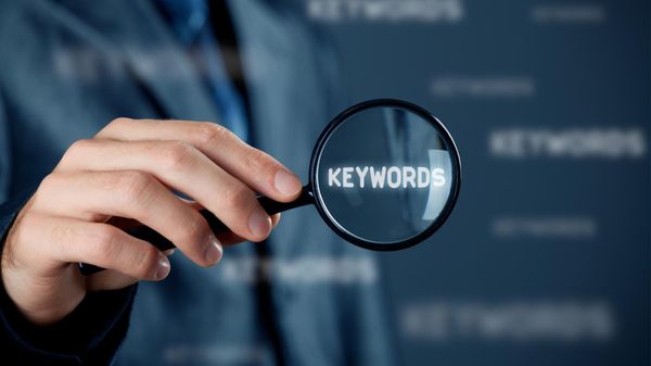 How to search keywords on Twitter