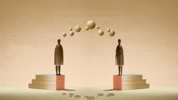 How to find common followers between two Twitter accounts