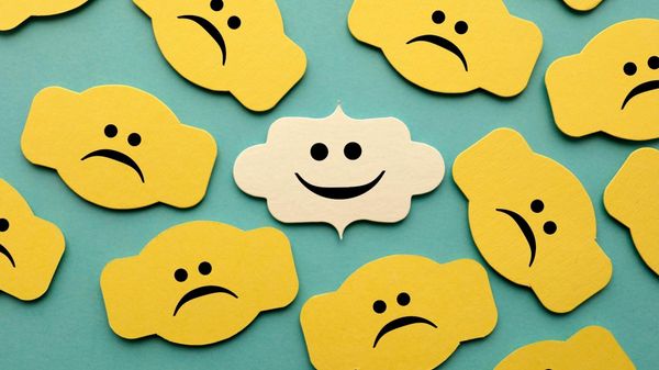 What are the signs of a high quality Twitter account?