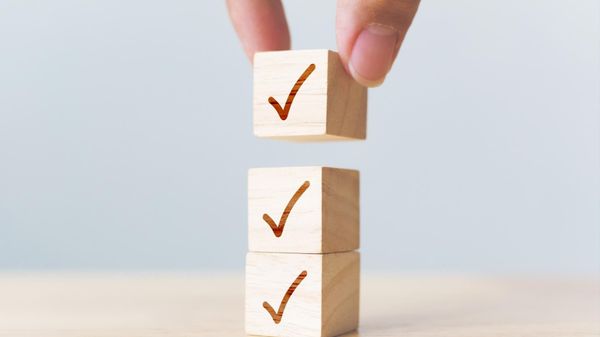How to see which verified accounts follow you on Twitter