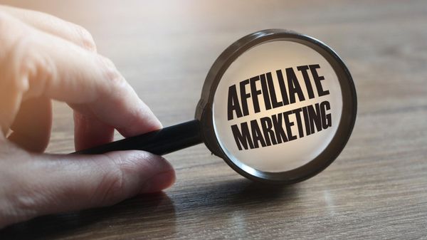 Affiliate marketing with Twitter: find the right conversations first