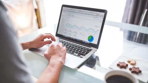 Twitter impressions checker: see how far every tweet reaches