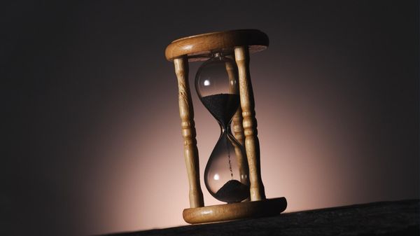 How long does an X (formerly Twitter) temporary label last?