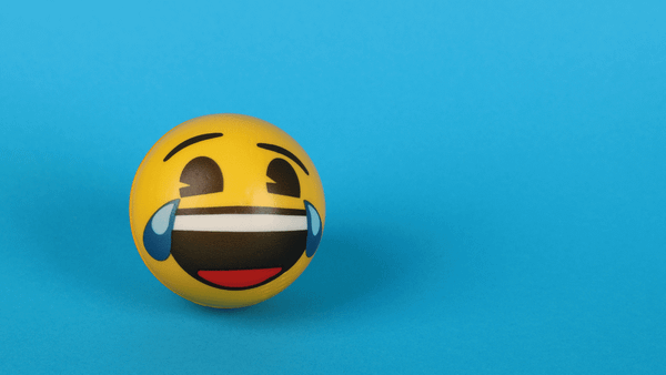 Twitter meme generator: two ways to create better X memes