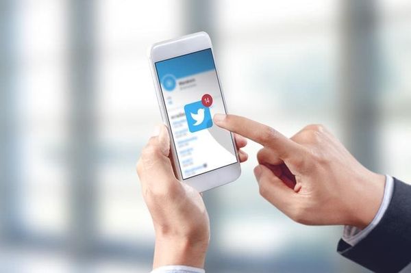 Is Twitter Getting Rid of its Like (Heart) Button