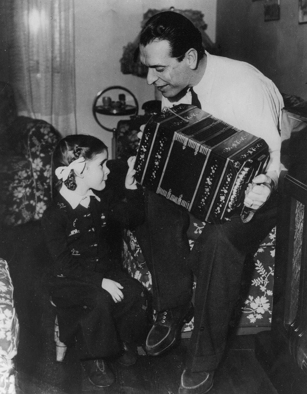 22/2025 - The best Pedro Laurenz instrumental tango tanda? - I think so!