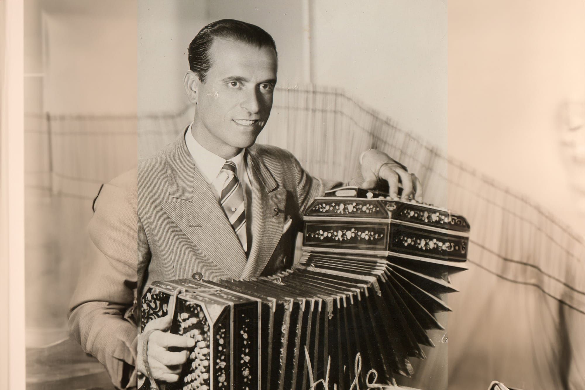 49/2025 Pedro Laurenz Milonga tanda - Milonga de mis amores