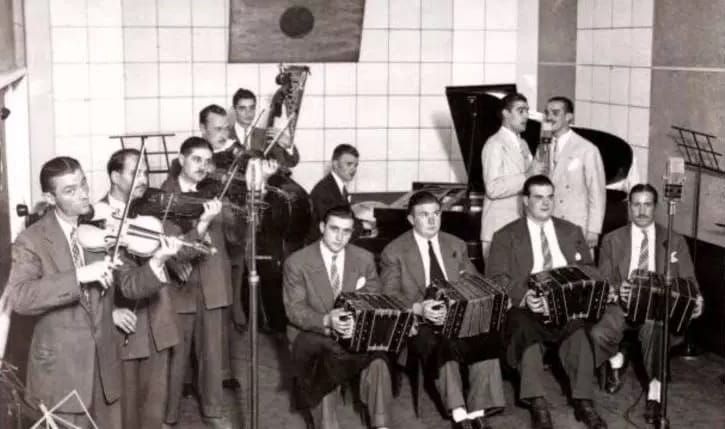 Tango orchestra of Osmar Maderna in the 1940s