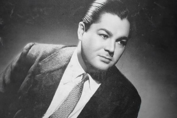 Tango musician and orchestra leader Ánibal Troilo