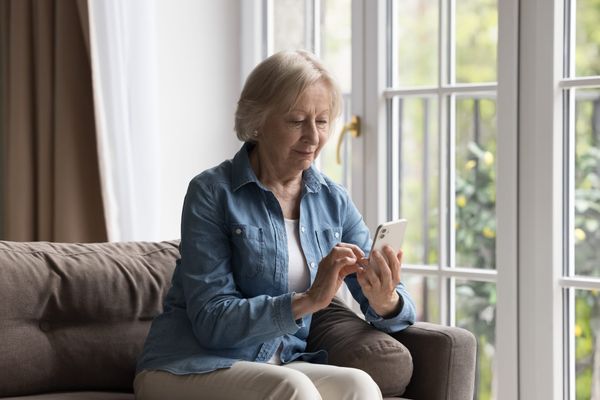 Tiburon Woman Sets Off Global Exclamation Point Contagion Event