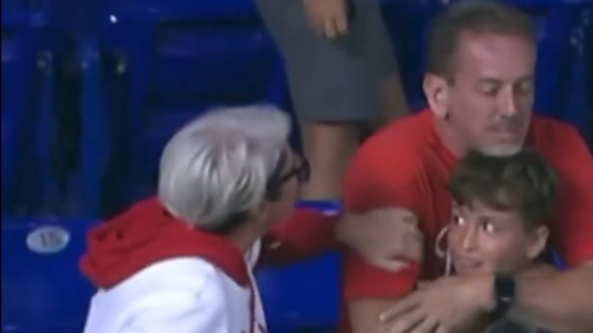 Phillies Karen’s Update: The Viral Drama That Keeps on Swinging!