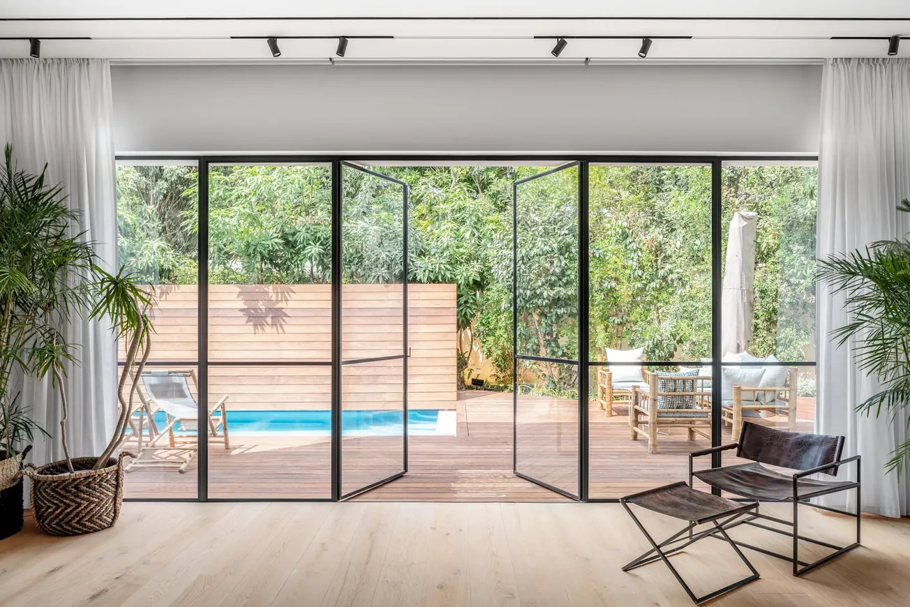 Panda Now Offering Imported Steel Windows/Doors